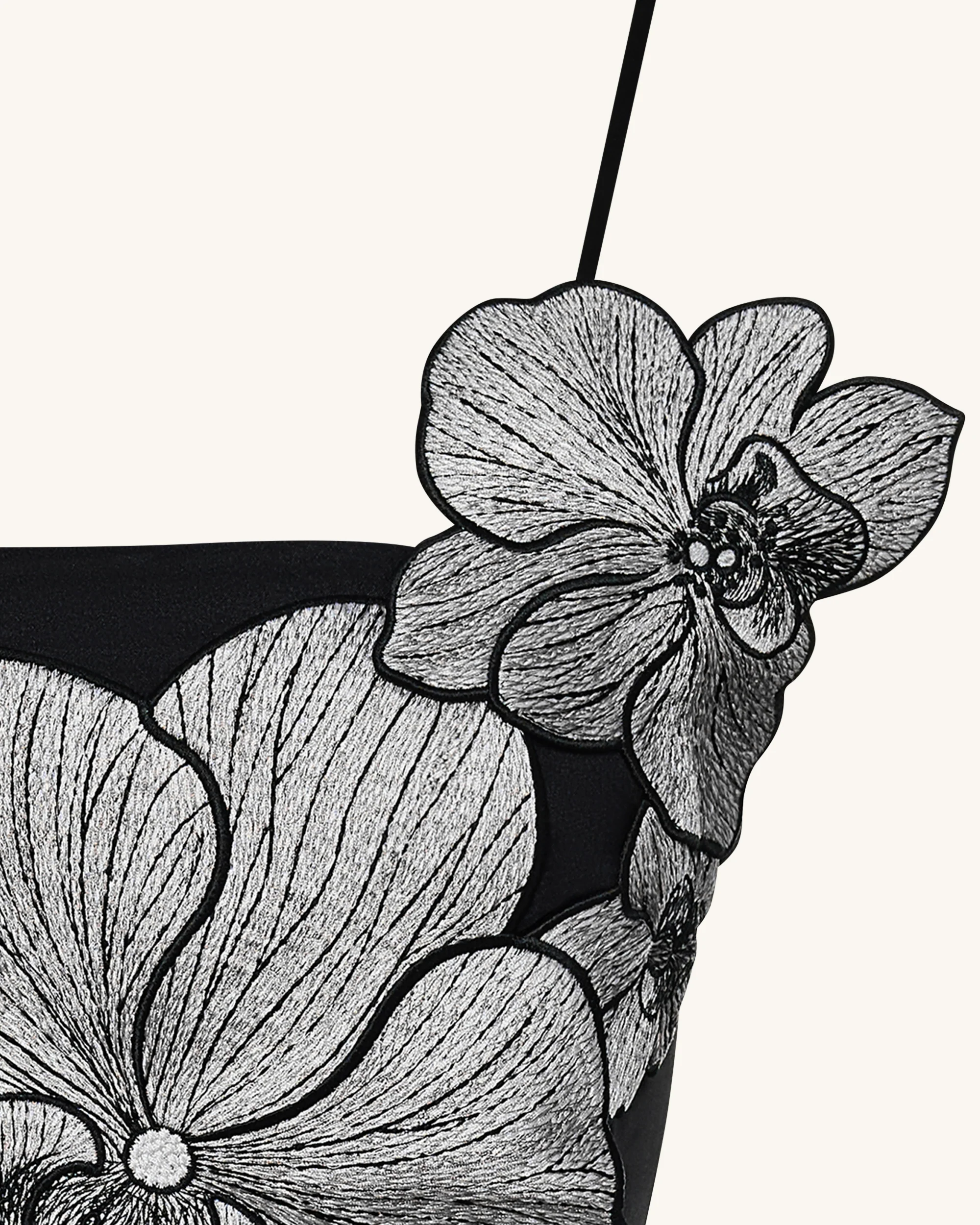 Abito Mini Con Applicazione Di Orchidea - Nero/Argento - Image 5